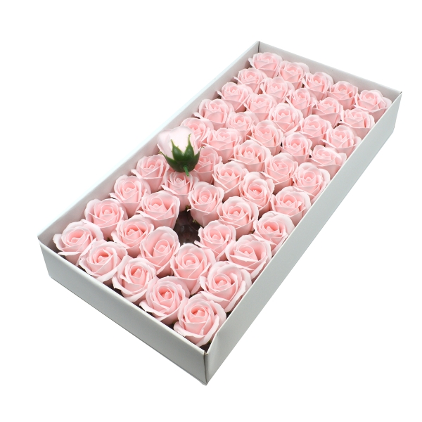 Set 50 trandafiri sapun parfumati, atingere reala, roz deschis